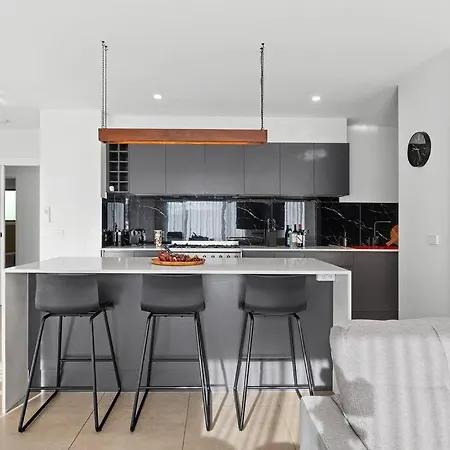 Modern Family Getaway Villa Batemans Bay Exterior photo