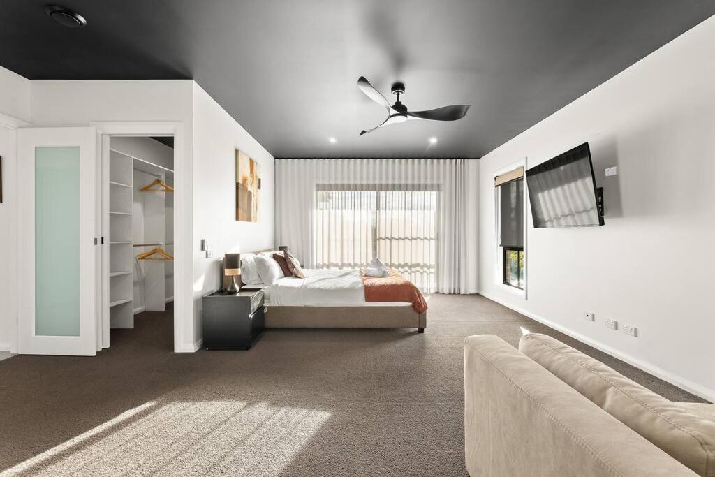 Modern Family Getaway * Batemans Bay