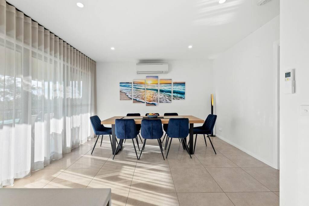 Modern Family Getaway