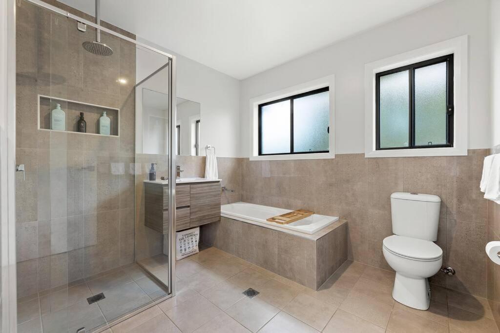 Modern Family Getaway Batemans Bay